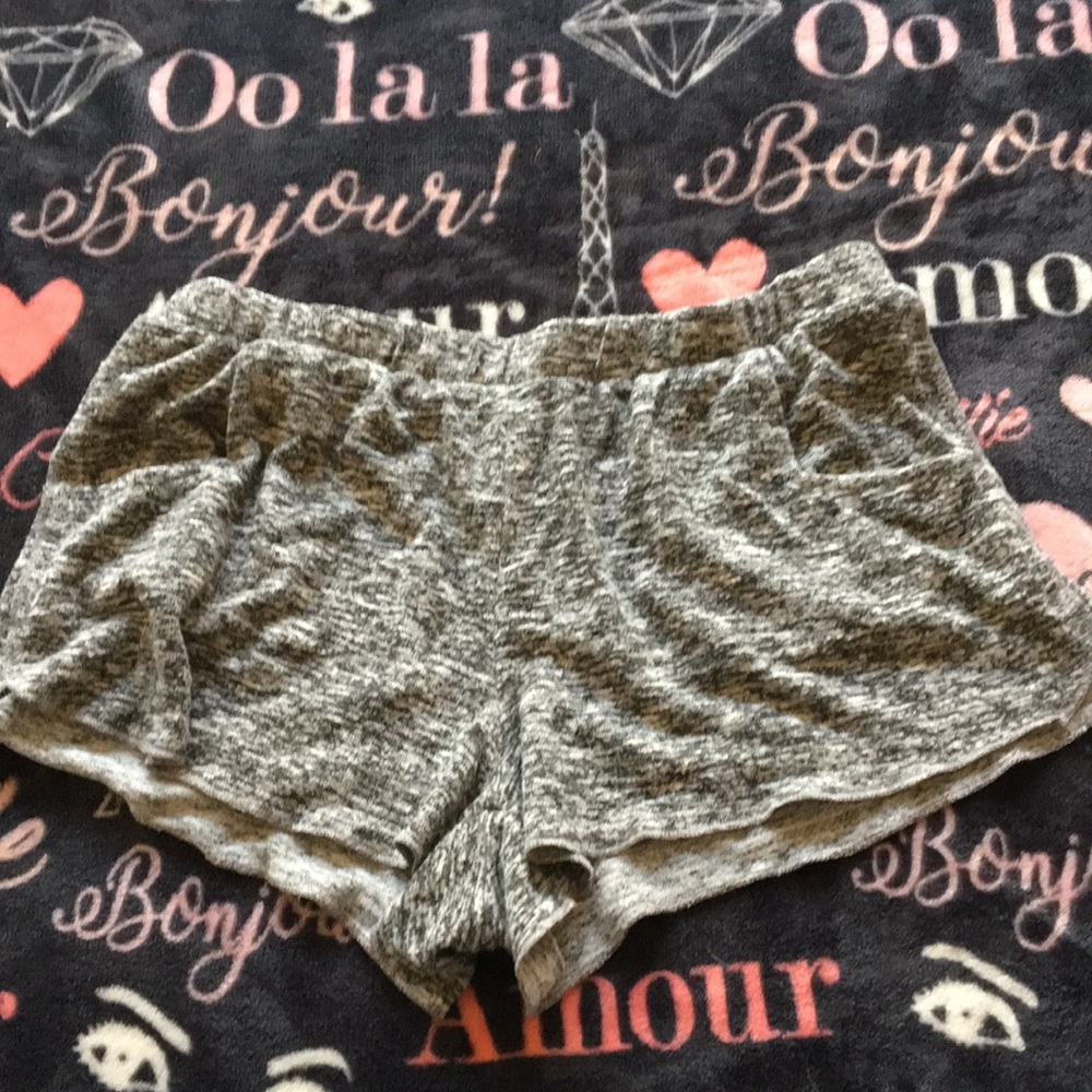 Short shorts grey